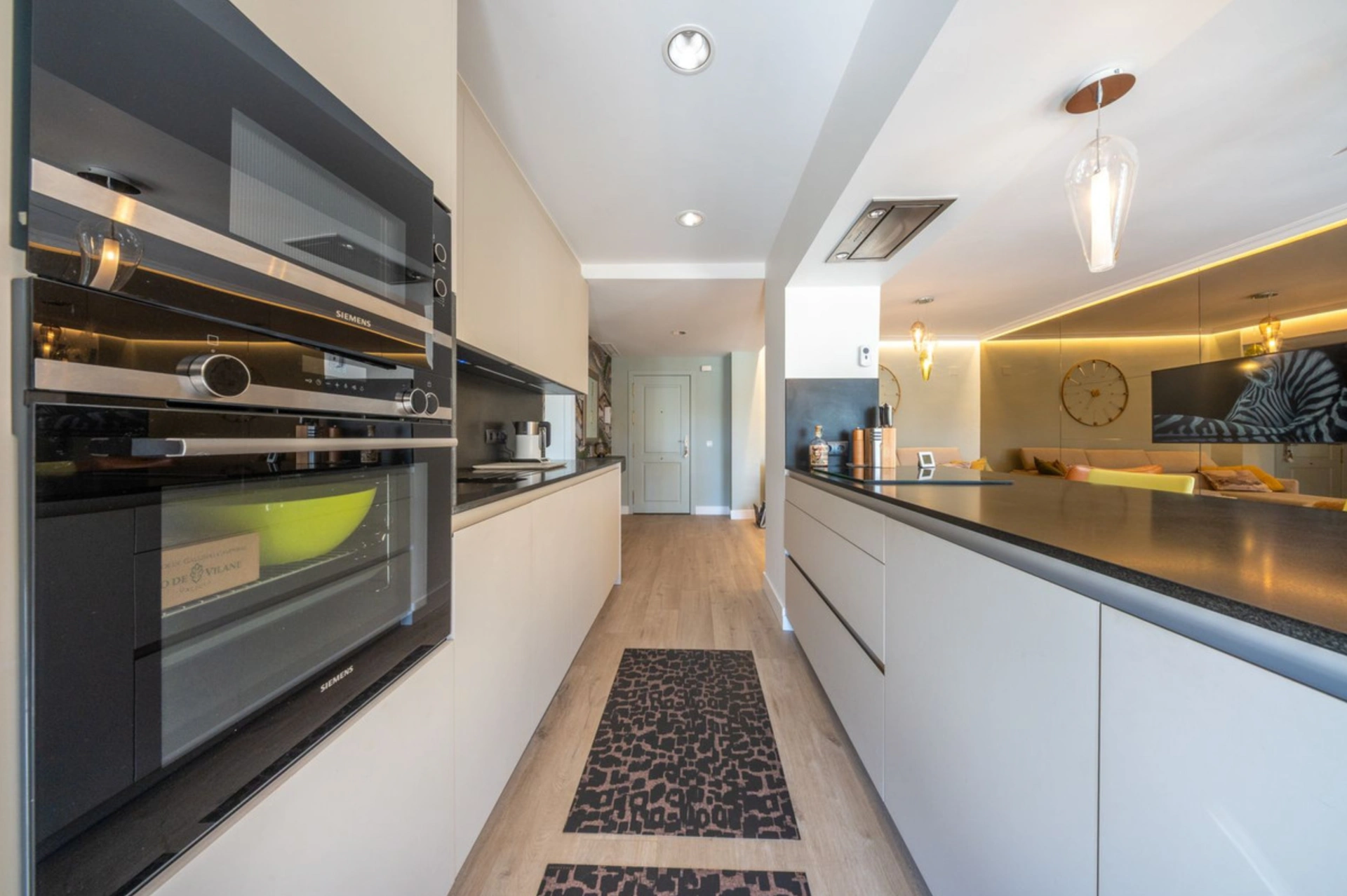 Ground Floor Apartment for sale in Nueva Andalucia, Marbella