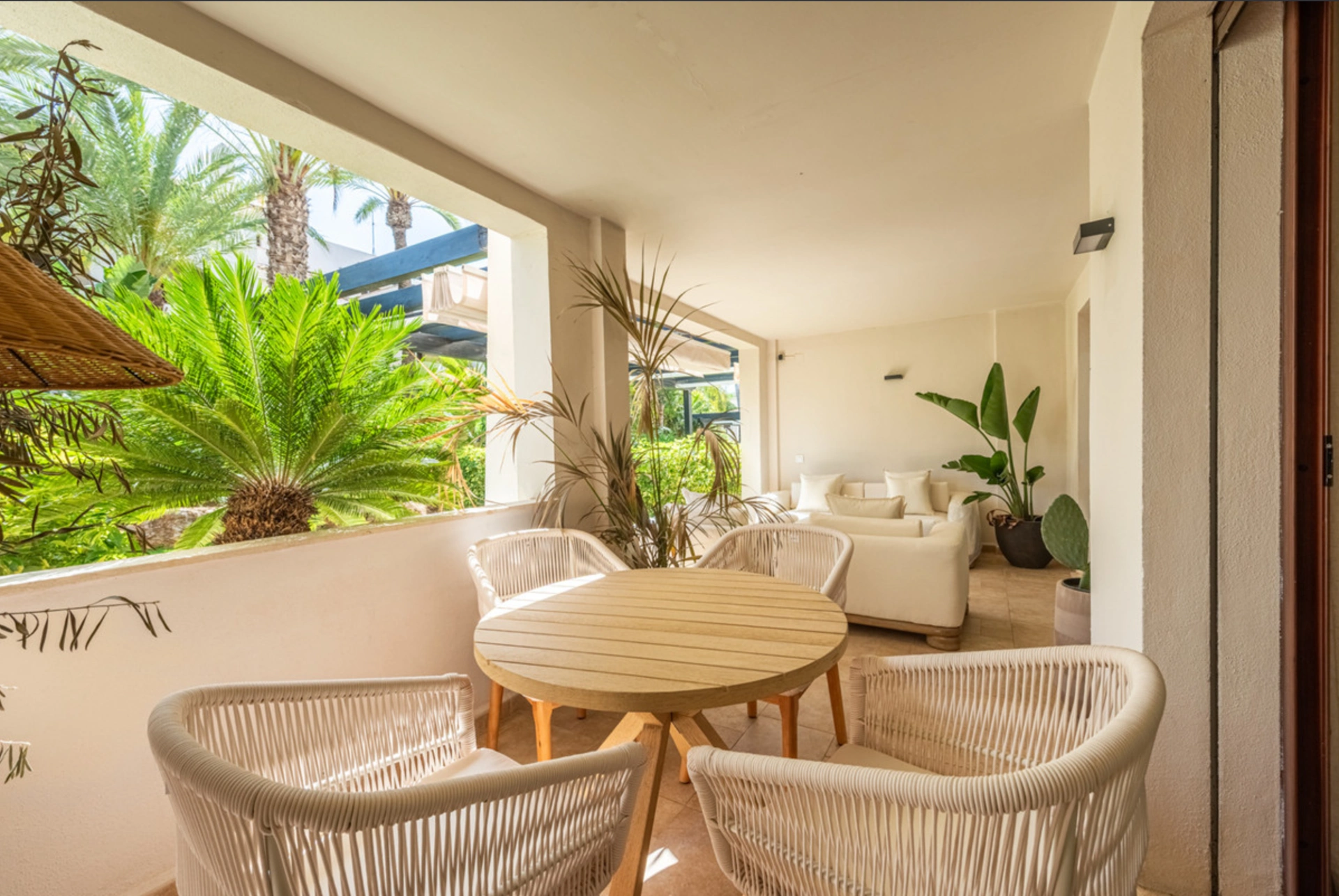 Ground Floor Apartment for sale in Nueva Andalucia, Marbella
