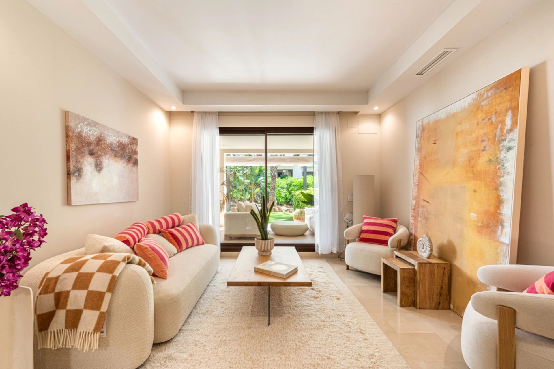 Ground Floor Apartment for sale in Nueva Andalucia, Marbella