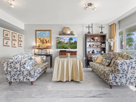 Spacious Duplex Penthouse in the Heart of San Pedro Alcántara
