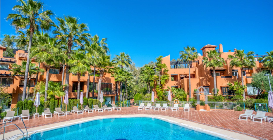 Charming Ground-Floor Apartment in Nueva Andalucía