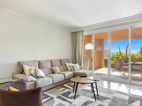 Charming Ground-Floor Apartment in Nueva Andalucía