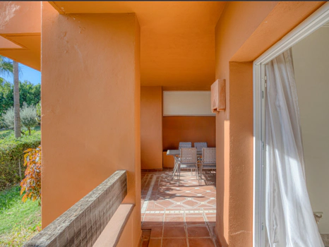 Charming Ground-Floor Apartment in Nueva Andalucía