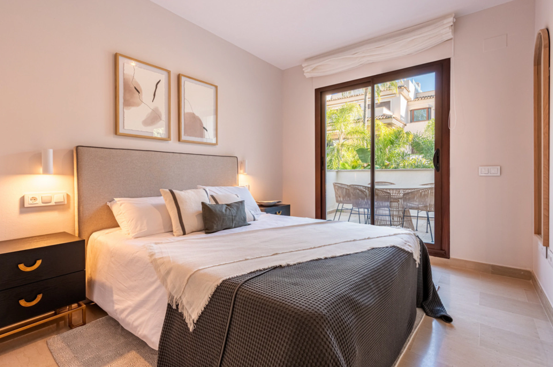 Apartment for sale in Nueva Andalucia, Marbella