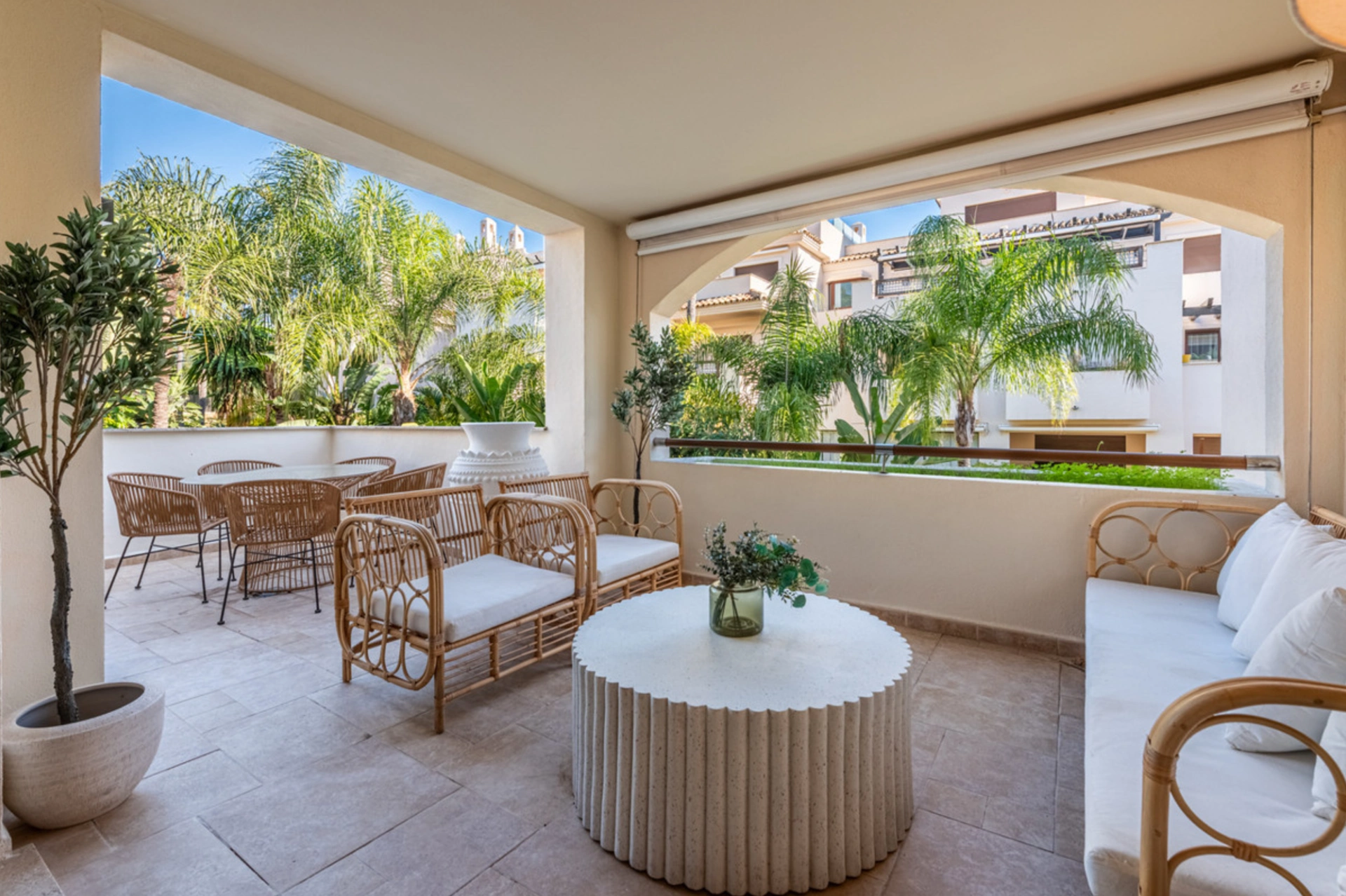 Apartment for sale in Nueva Andalucia, Marbella