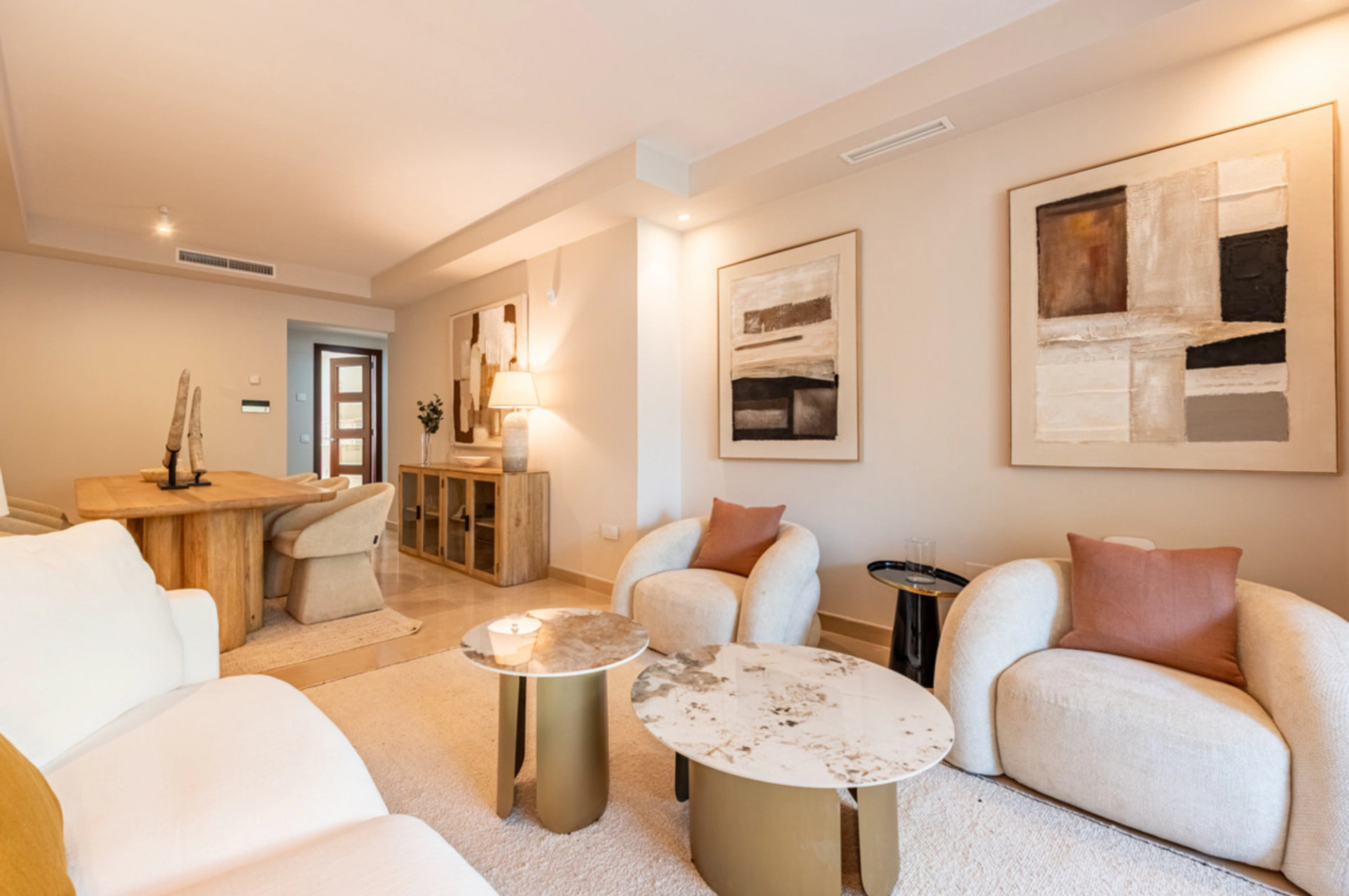 Apartment for sale in Nueva Andalucia, Marbella