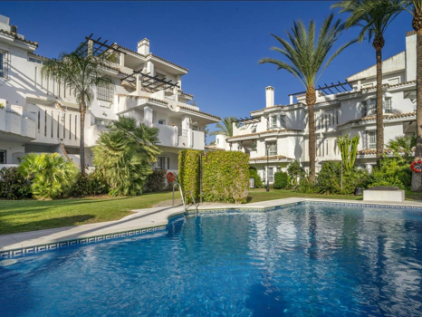 Beautifully Renovated Ground-Floor Apartment Near Puerto Banús