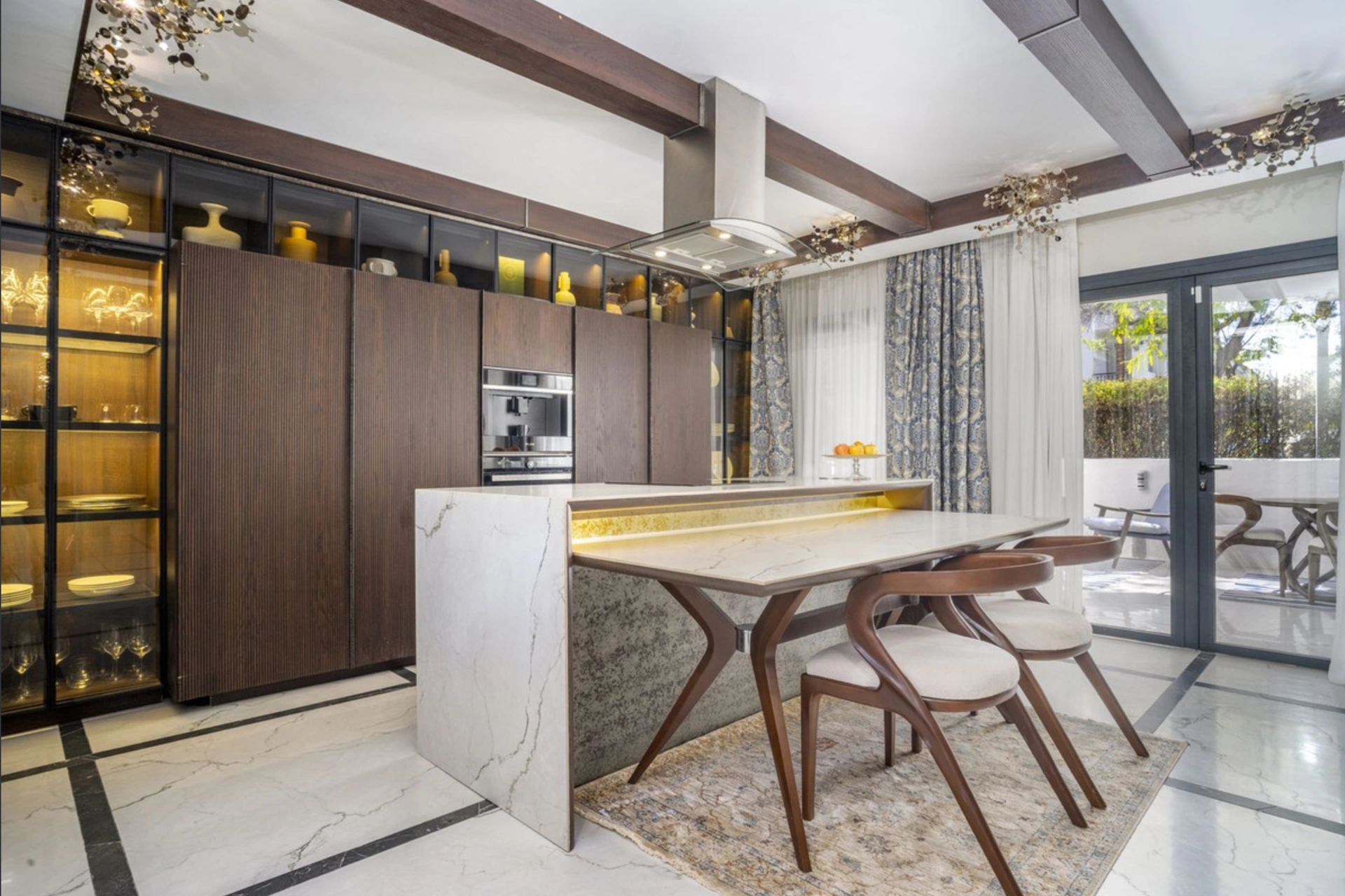 Ground Floor Apartment for sale in Nueva Andalucia, Marbella