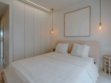 Elegant Renovated Apartment in Pinos de Aloha, Nueva Andalucía