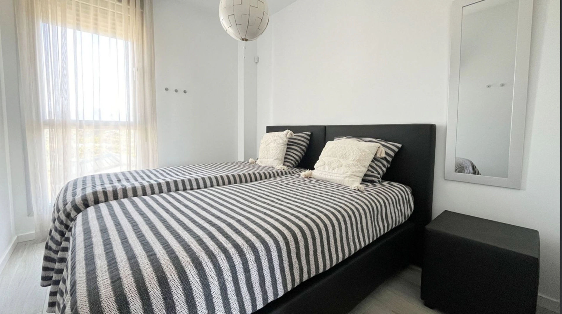 Penthouse for sale in New Golden Mile, Estepona East