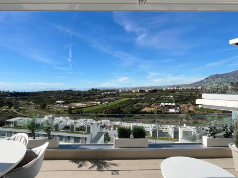 Modern Penthouse with Panoramic Sea Views in Oceana Views