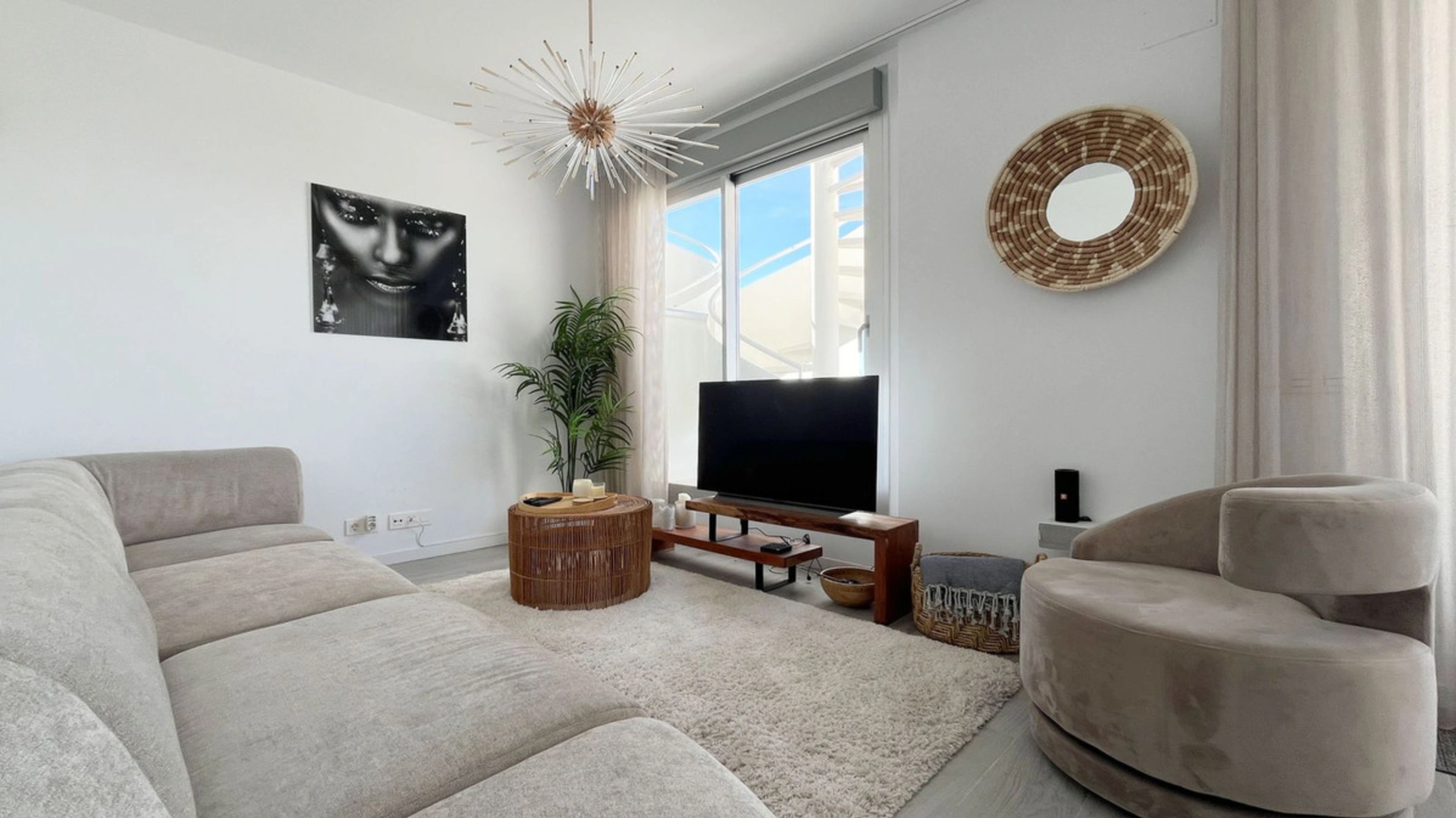 Penthouse for sale in New Golden Mile, Estepona East
