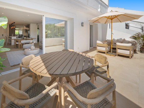 Stylish Two-Bedroom Apartment in Mirador La Quinta