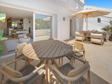 Elegante Apartamento de Dos Dormitorios en Mirador La Quinta