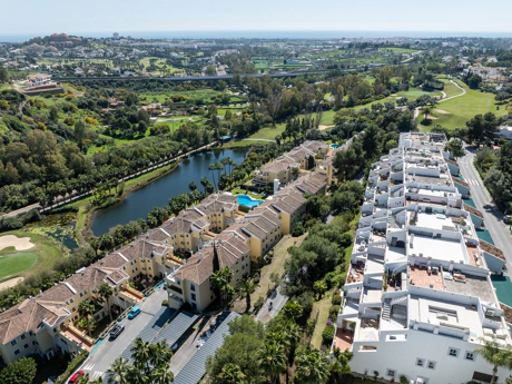 Stylish Two-Bedroom Apartment in Mirador La Quinta