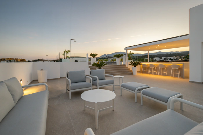 Luxury Contemporary Villa with Panoramic Sea Views in La Resina Golf