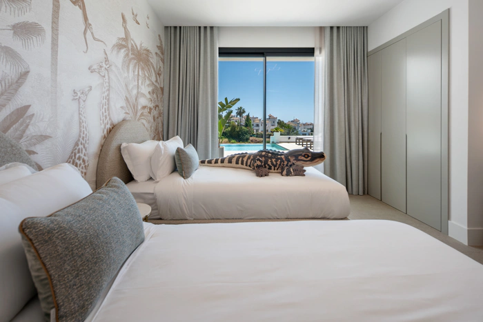 Luxury Contemporary Villa with Panoramic Sea Views in La Resina Golf