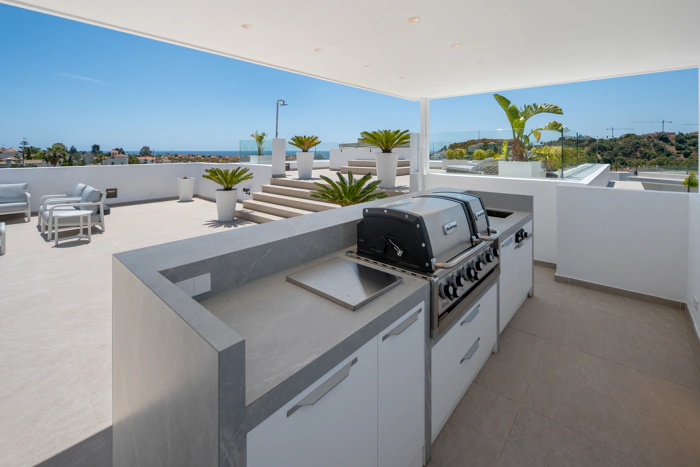 Luxury Contemporary Villa with Panoramic Sea Views in La Resina Golf