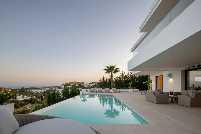 Luxury Contemporary Villa with Panoramic Sea Views in La Resina Golf