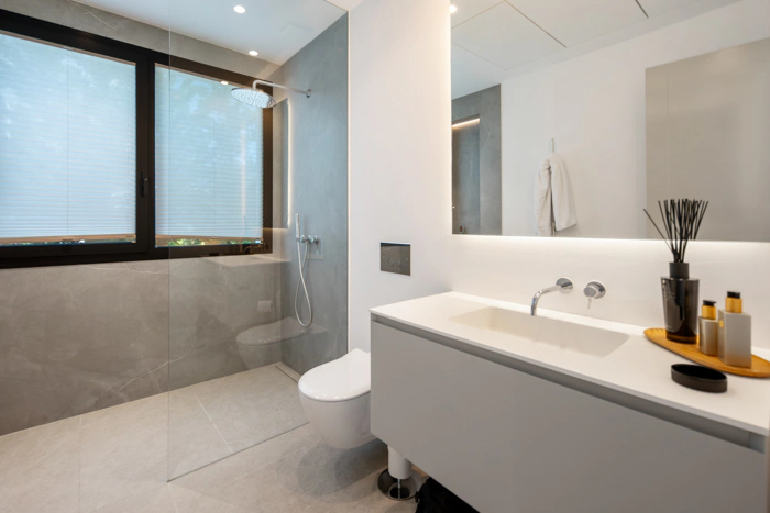 Luxury Contemporary Villa with Panoramic Sea Views in La Resina Golf