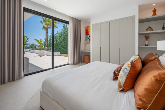 Luxury Contemporary Villa with Panoramic Sea Views in La Resina Golf