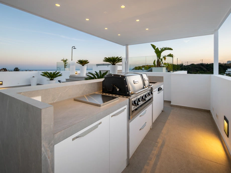 Luxury Contemporary Villa with Panoramic Sea Views in La Resina Golf