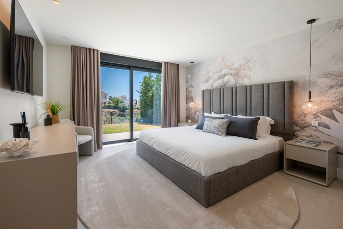 Luxury Contemporary Villa with Panoramic Sea Views in La Resina Golf