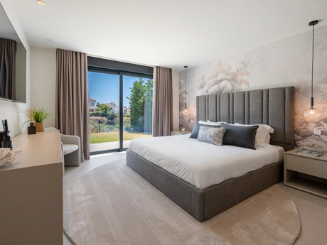 Luxury Contemporary Villa with Panoramic Sea Views in La Resina Golf