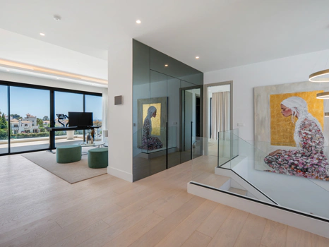 Villa Contemporánea de Lujo con Vistas Panorámicas al Mar en La Resina Golf