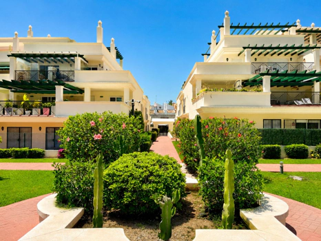 Beautifully Renovated 2-Bedroom Apartment with Large Sunny Terrace in Lorcrimar