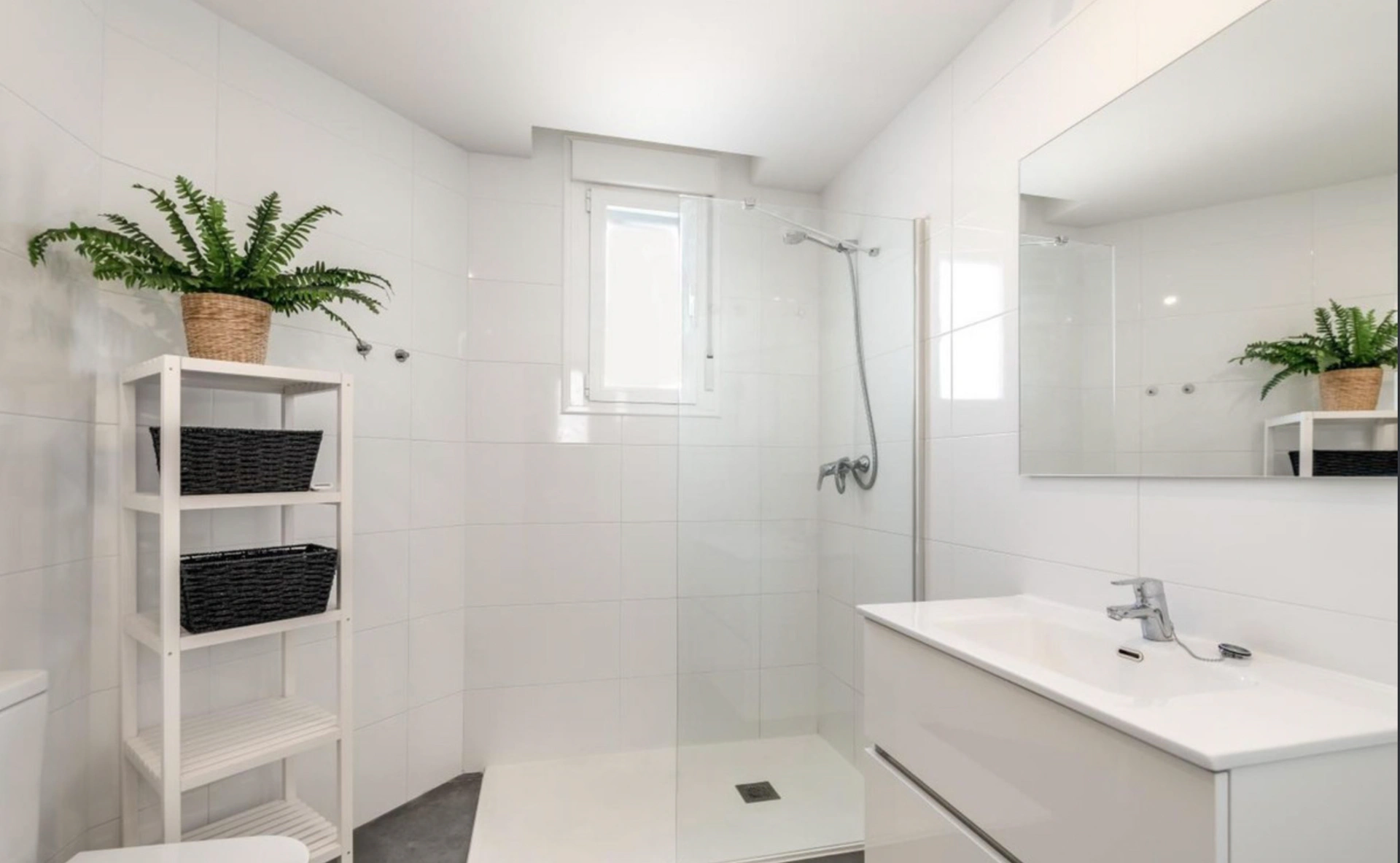 Apartment for sale in Nueva Andalucia, Marbella