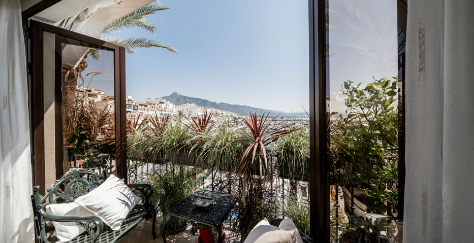 Prestige Living and Investment Opportunity in the Heart of Puerto Banús