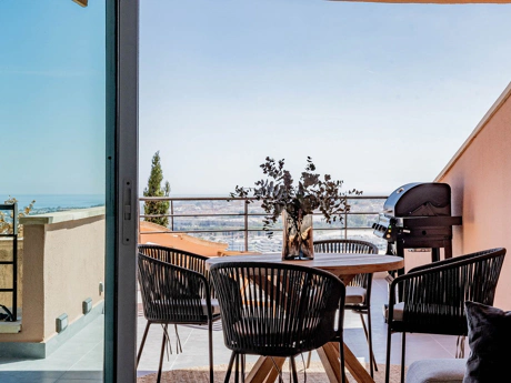 Apartment for sale in Nueva Andalucia, Marbella