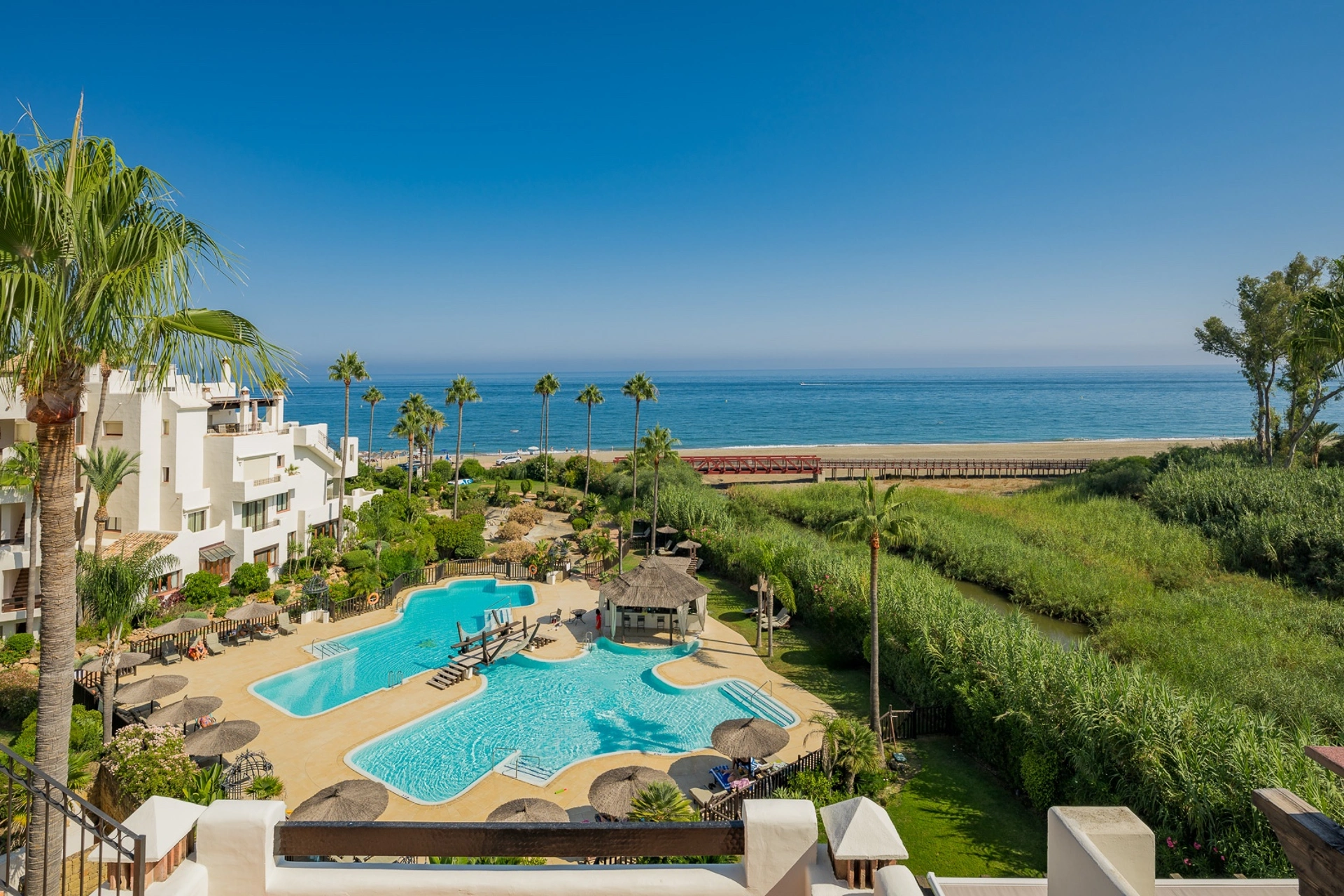 Penthouse for sale in Estepona