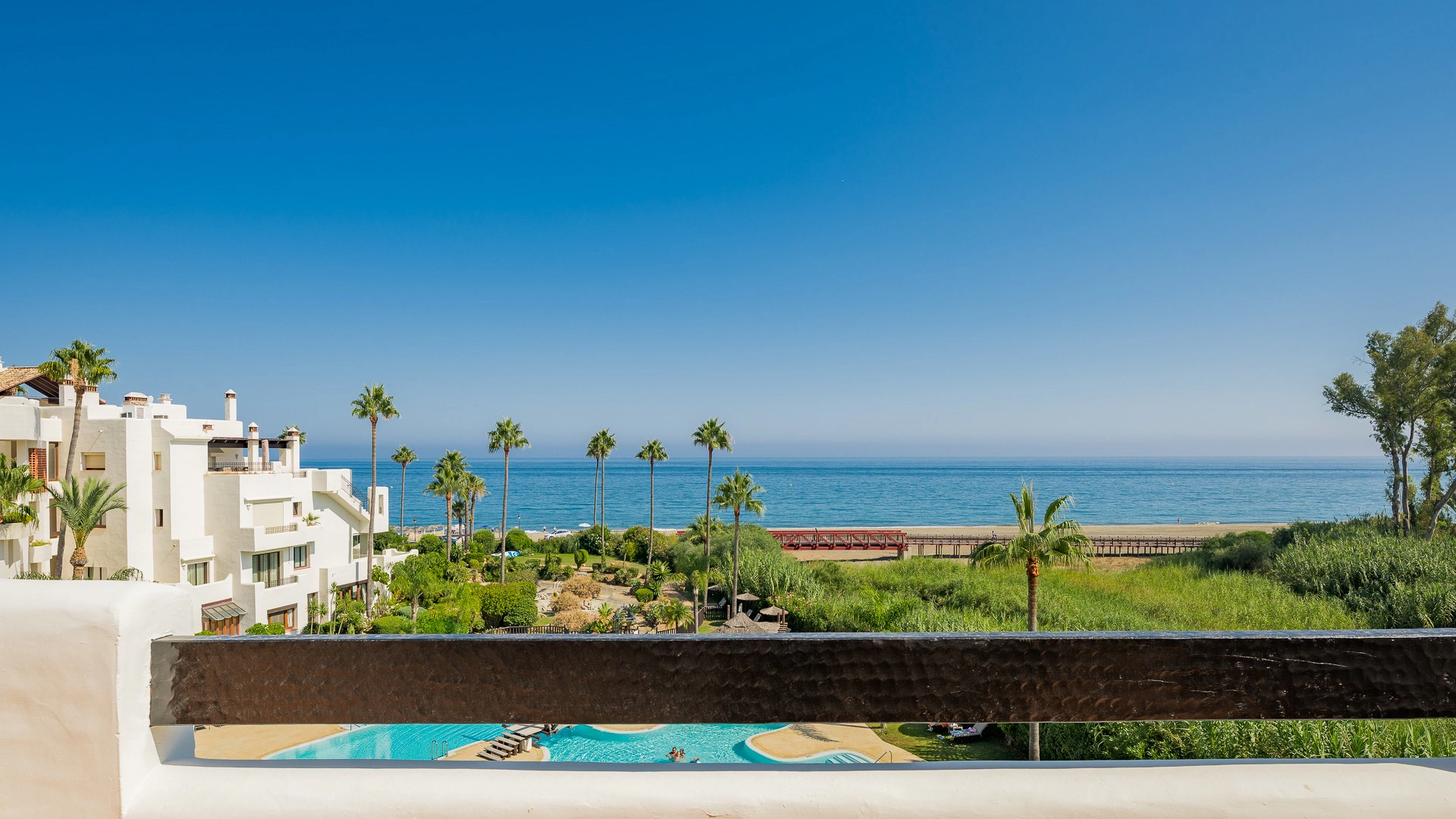 Penthouse for sale in Estepona