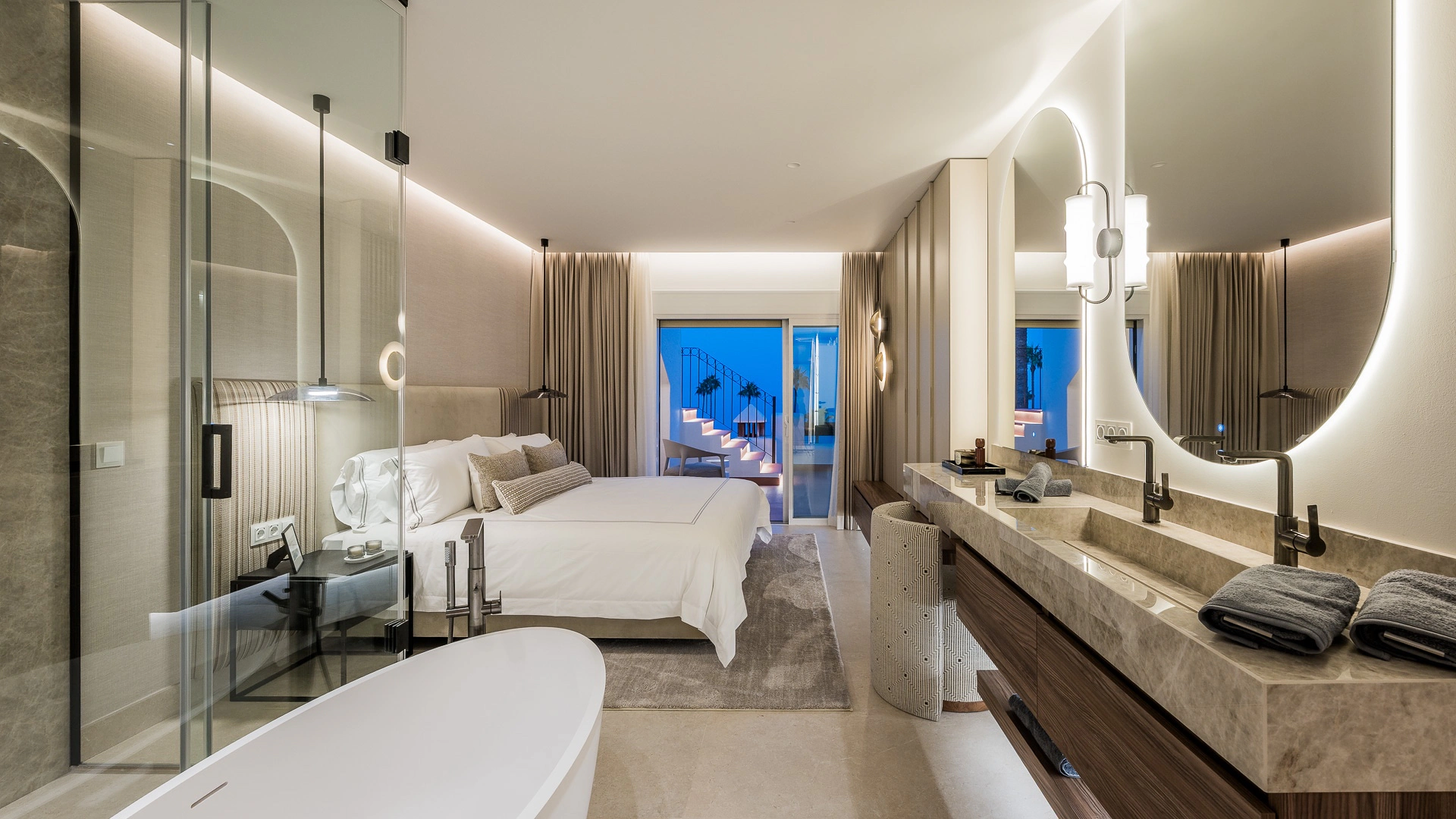 Penthouse for sale in Estepona