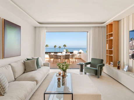 Exquisite Renovated Beachfront Penthouse in Bahía del Velerín