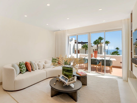 Fully Renovated Luxury Penthouse with Stunning Sea Views in Bahía del Velerín