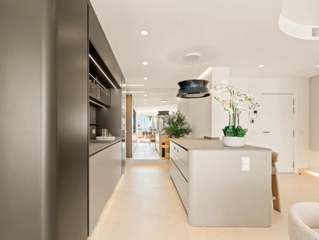 Fully Renovated Luxury Penthouse with Stunning Sea Views in Bahía del Velerín