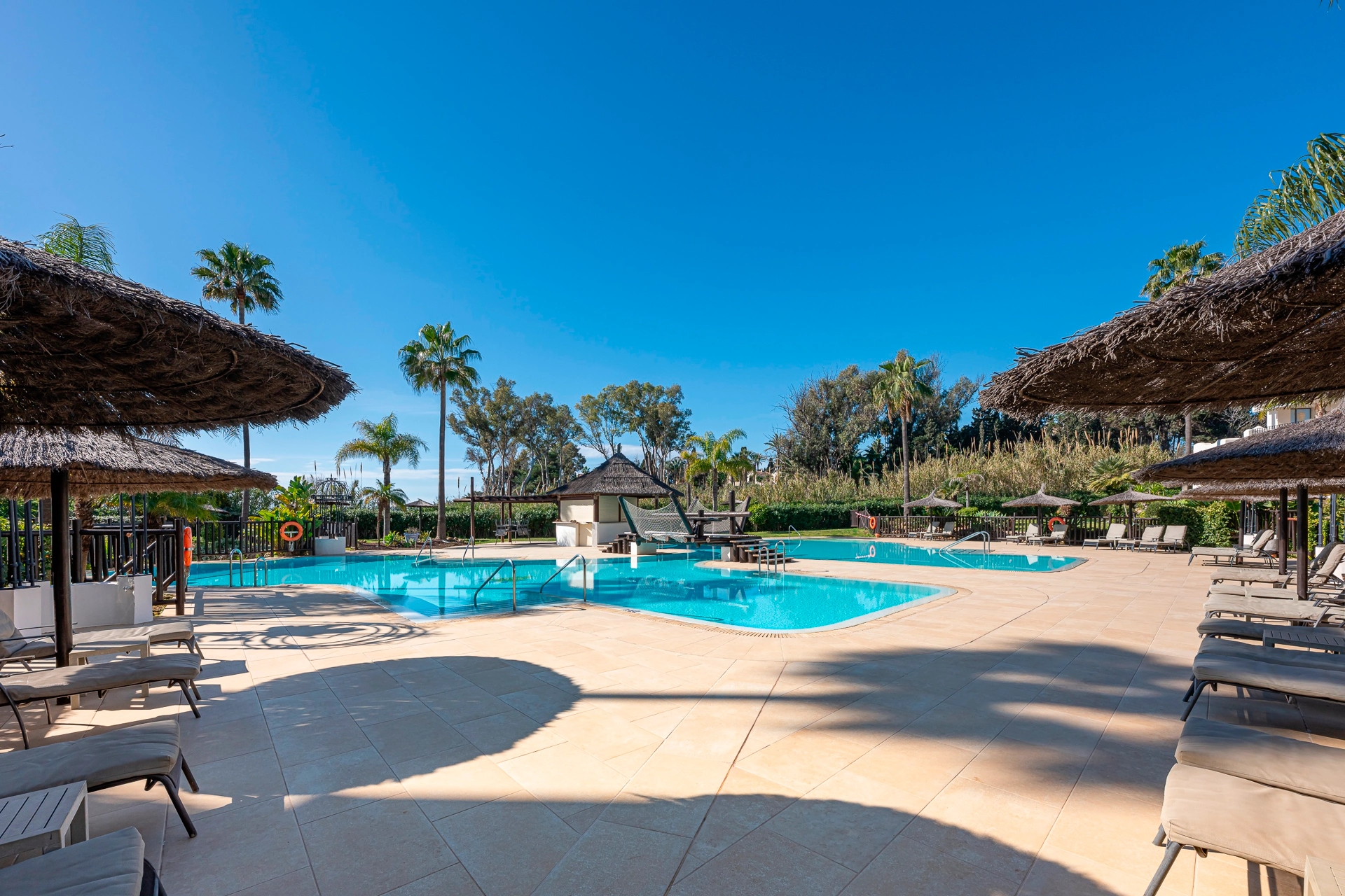 Penthouse for sale in Estepona