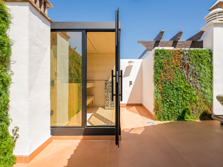 Fully Renovated Luxury Penthouse with Stunning Sea Views in Bahía del Velerín