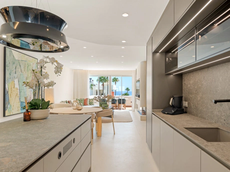 Fully Renovated Luxury Penthouse with Stunning Sea Views in Bahía del Velerín