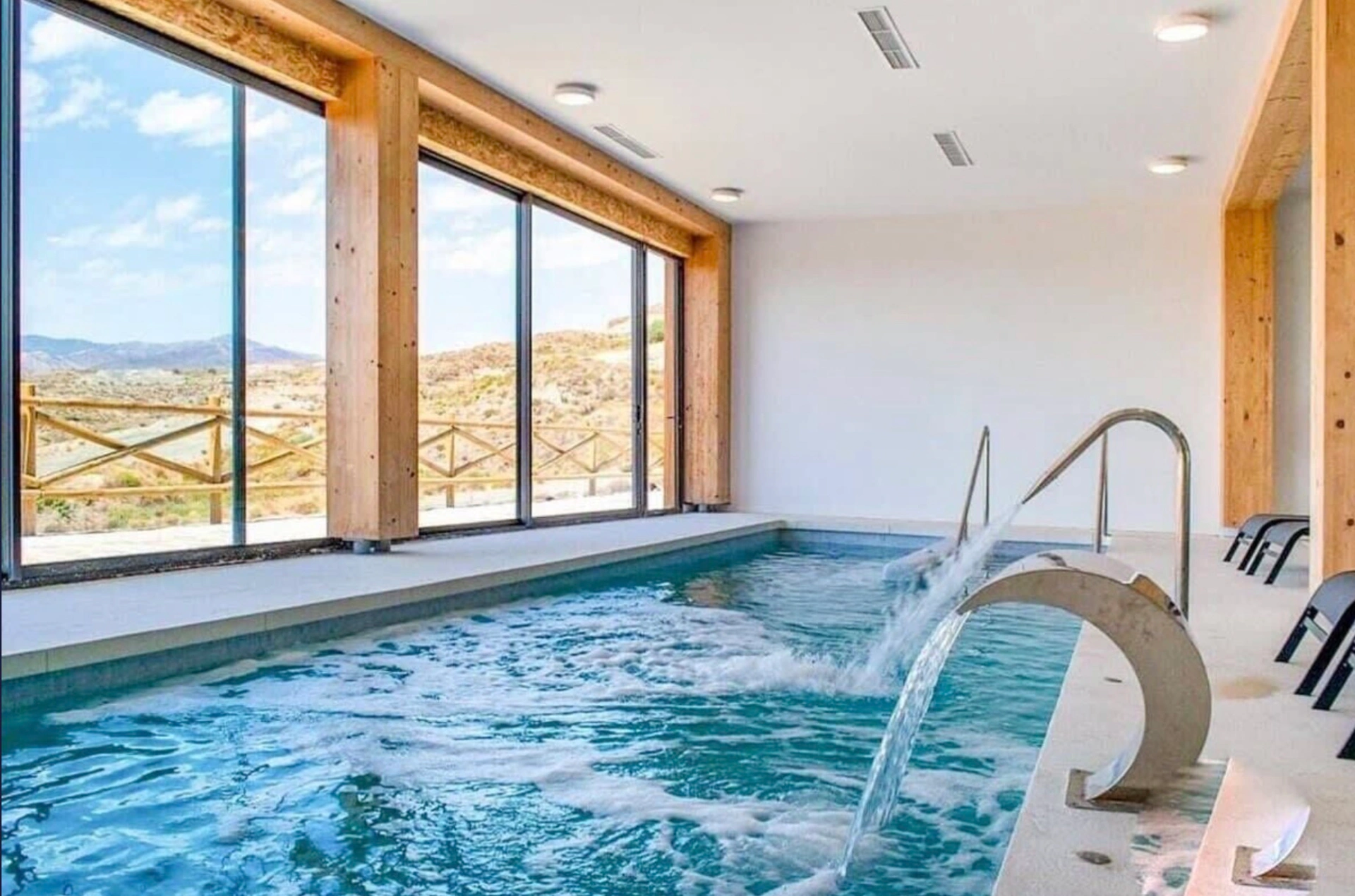 Penthouse for sale in Paraiso Pueblo, Benahavis