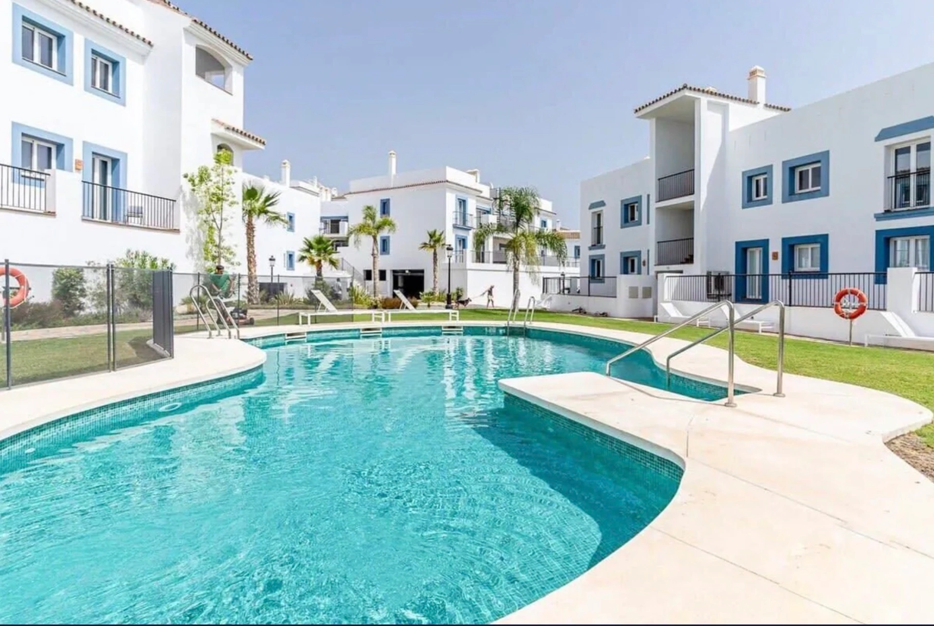 Penthouse for sale in Paraiso Pueblo, Benahavis