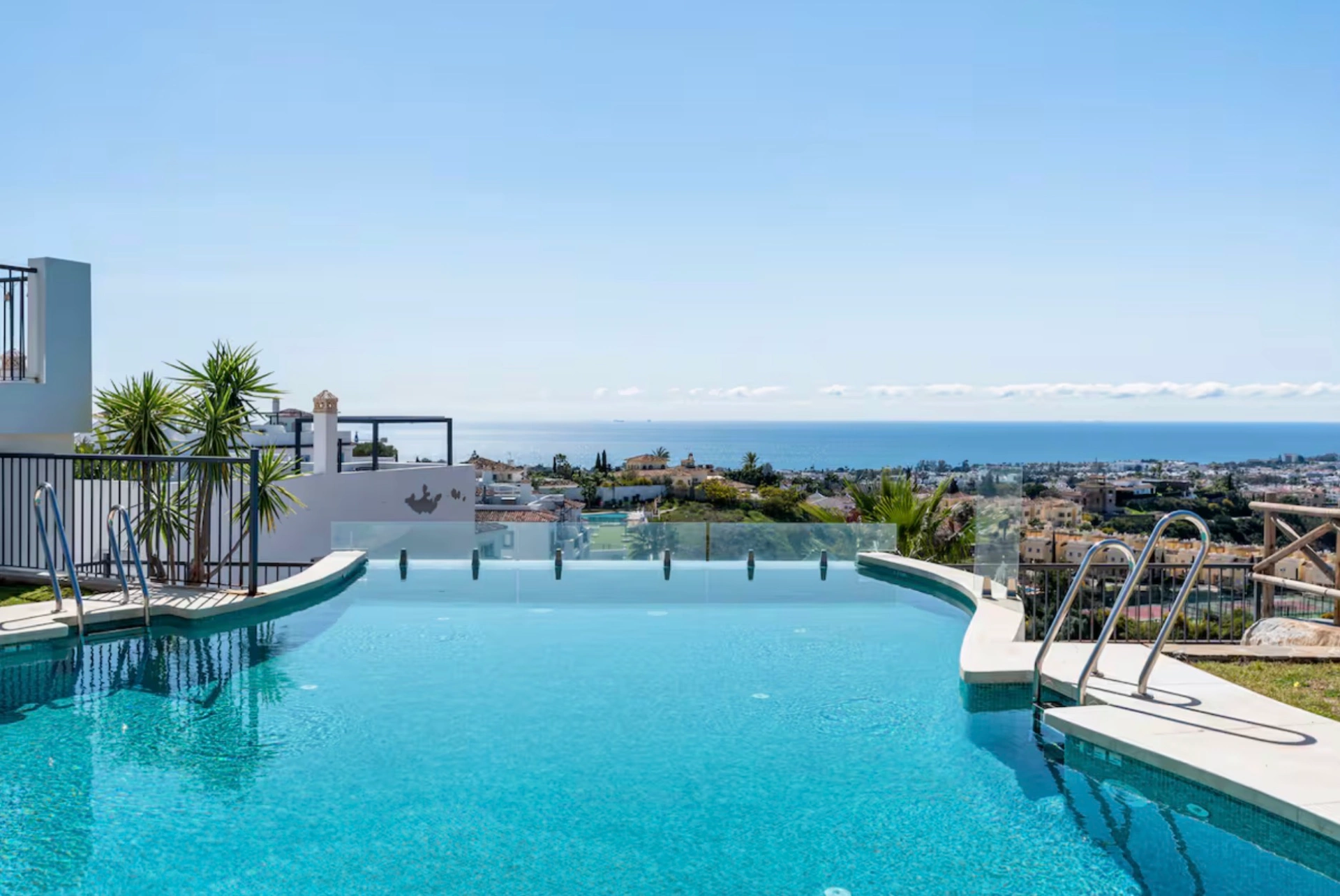 Penthouse for sale in Paraiso Pueblo, Benahavis
