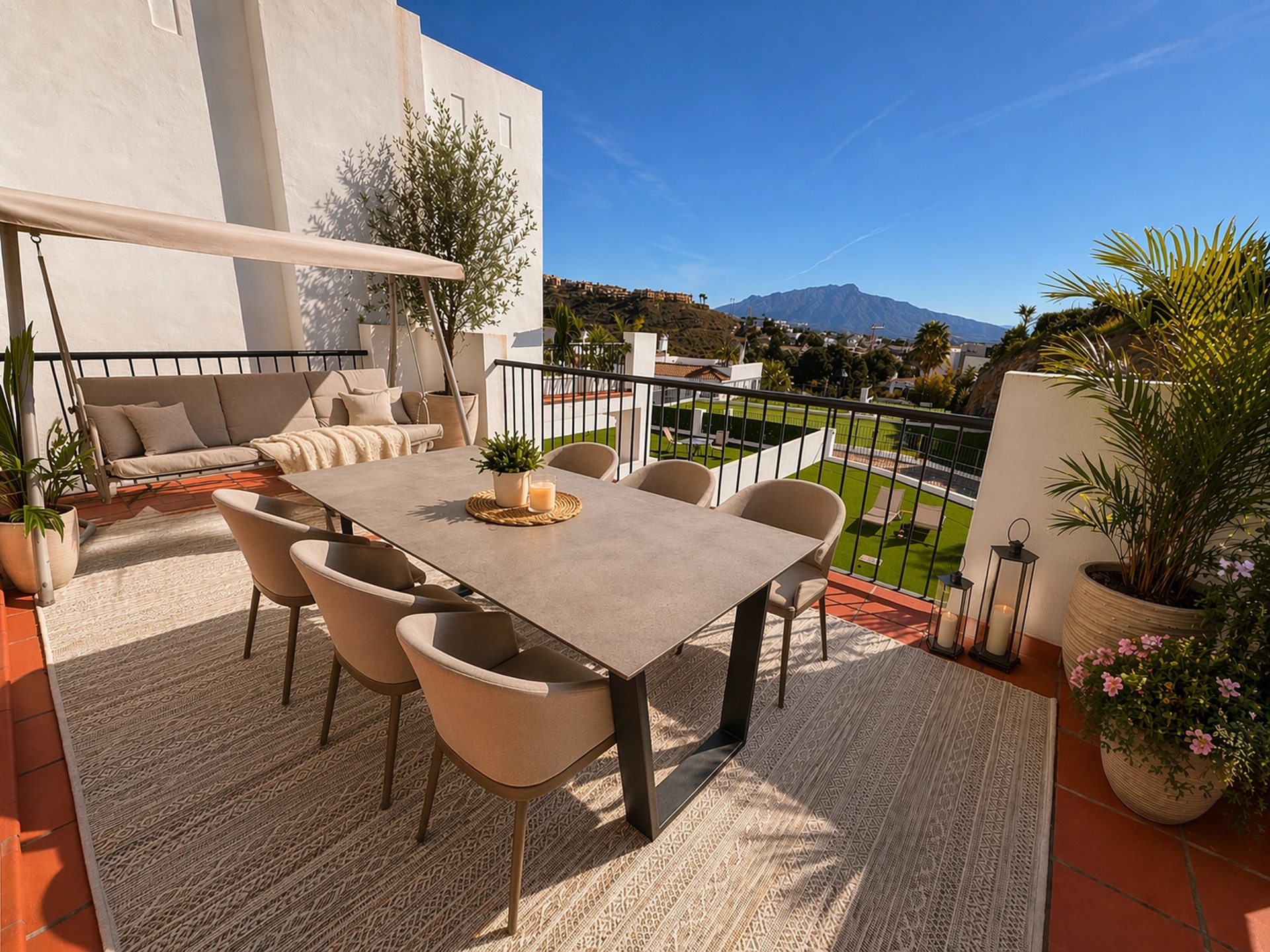 Penthouse for sale in Paraiso Pueblo, Benahavis
