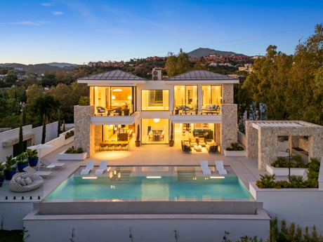 Contemporary Luxury Villa in La Quinta, Marbella