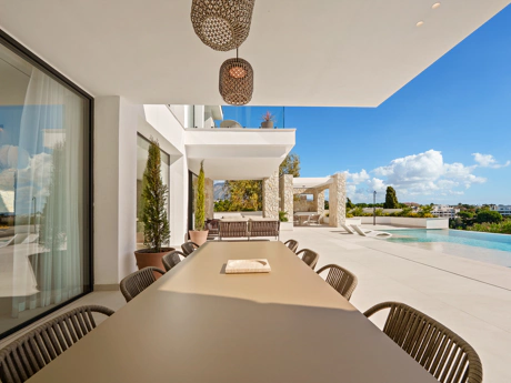 Contemporary Luxury Villa in La Quinta, Marbella