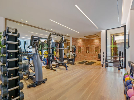 Contemporary Luxury Villa in La Quinta, Marbella