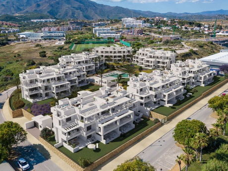 Penthouse for sale in Estepona